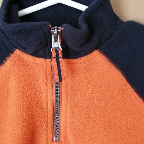 Old navy kids sweater - Picture 2 of 4